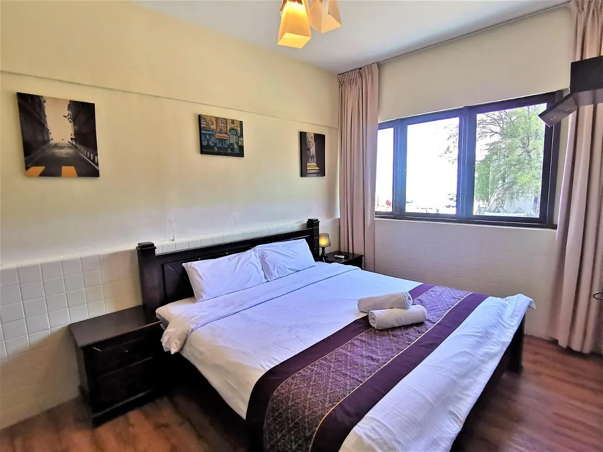 8 Boutique By The Sea Otel Tanjung Tokong Konukevi